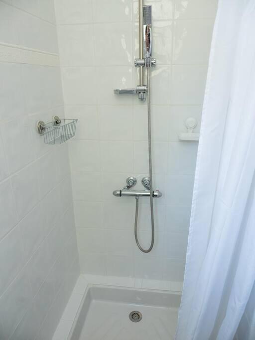Logement Le Serein Toulon Extérieur photo